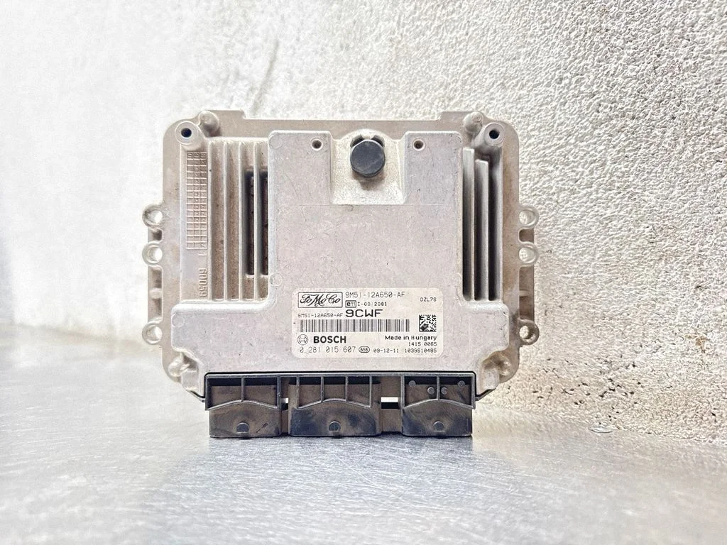 Mootori juhtplokk 9M5112A650AF