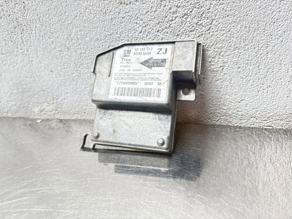 Drošības spilvenu vadības bloks – Opel Meriva A (2003-2010)