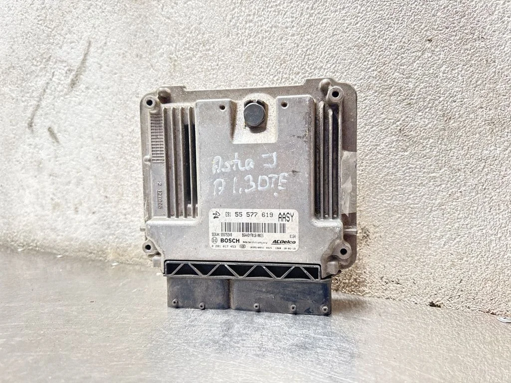 Engine control unit/module 55577619
