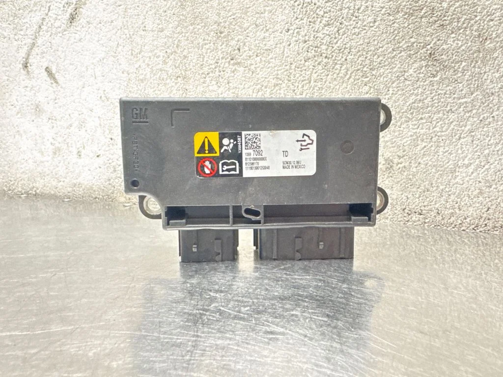 Drošības spilvenu vadības bloks – Opel Insignia A (2008-2017)