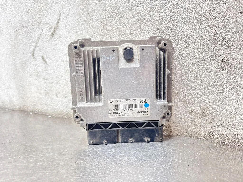 Engine control unit/module 55573330
