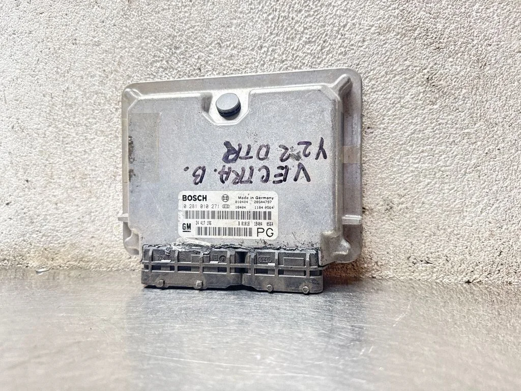 Engine control unit/module 0281010271