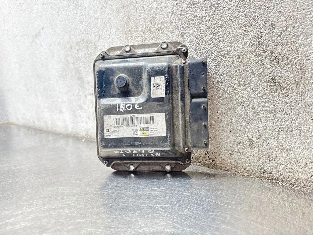 Engine control unit/module 55579893
