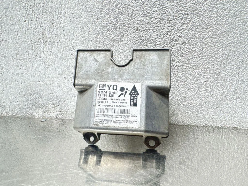 Drošības spilvenu vadības bloks 327963935