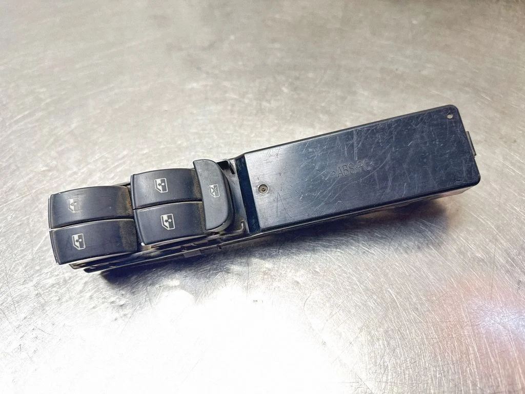 Electric window control switch 12803064