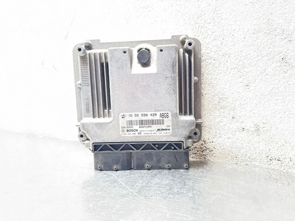 Dzinēja vadības bloks – Opel Astra H (2004-2012)