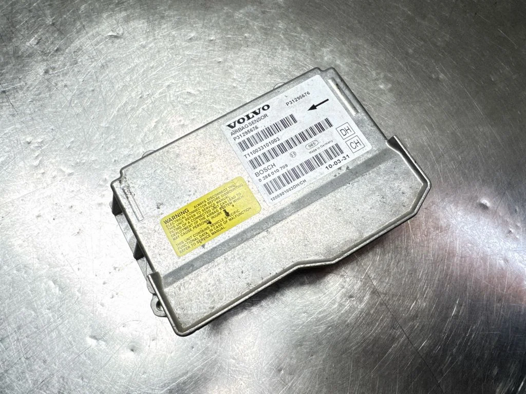 Drošības spilvenu vadības bloks P31295676