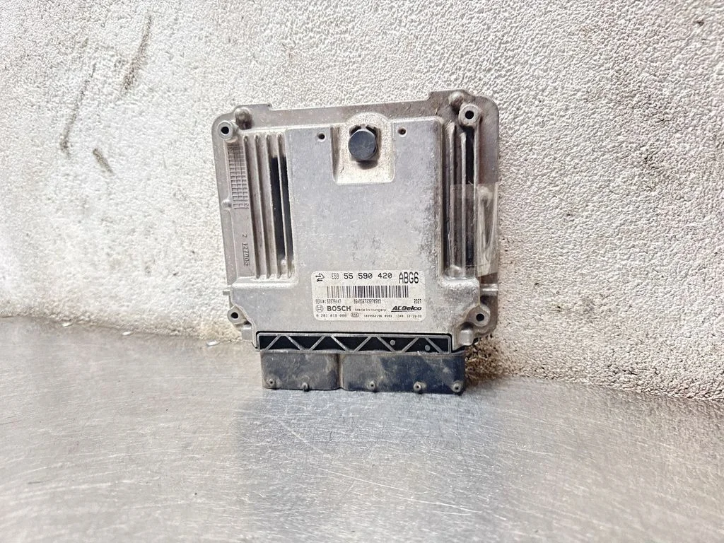 Engine control unit/module 55590420