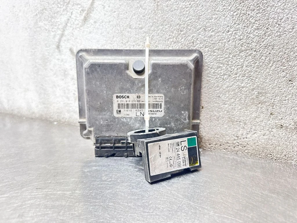 Engine control unit/module 0281010859