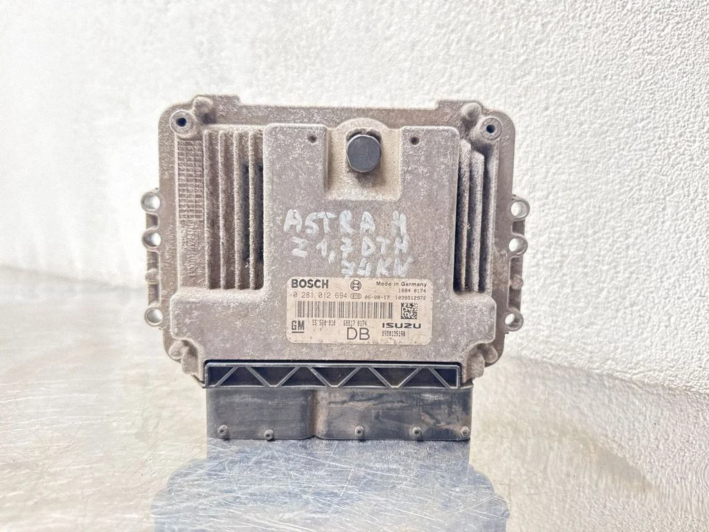 Mootori juhtplokk – Opel Astra H (2004-2012)