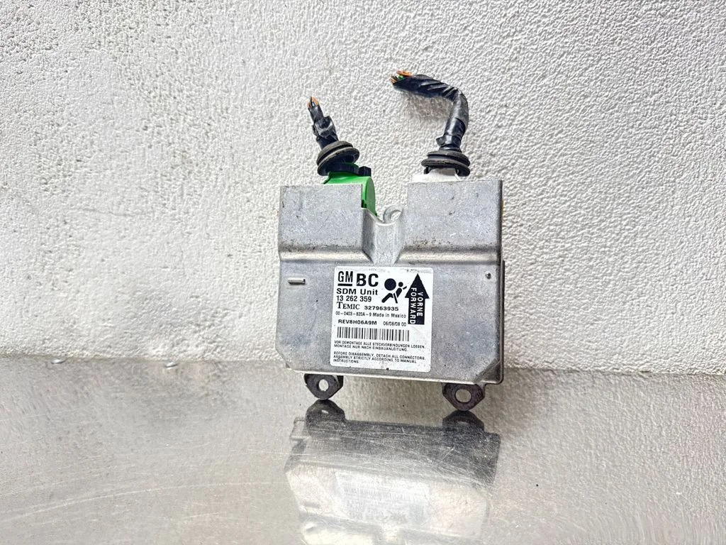 Airbag control unit/module 13262359