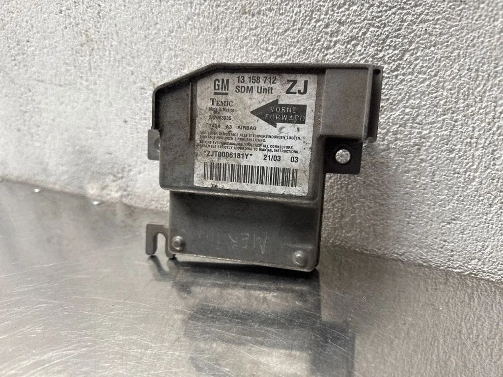 Drošības spilvenu vadības bloks – Opel Meriva A (2003-2010)