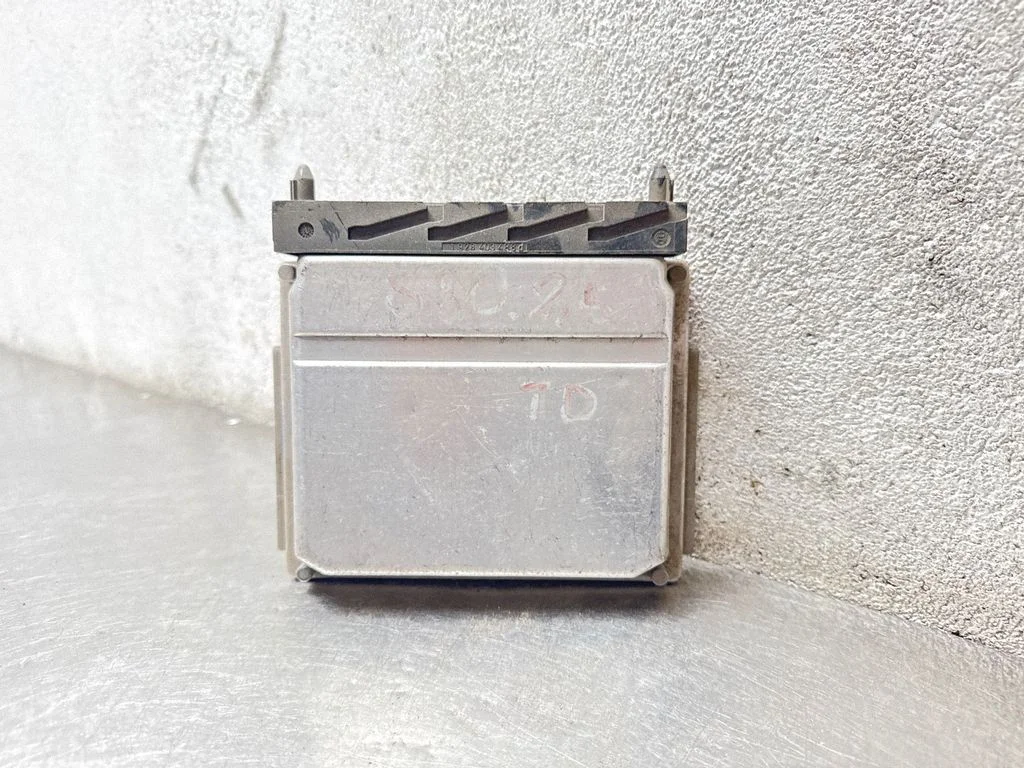 Variklio valdymo blokas