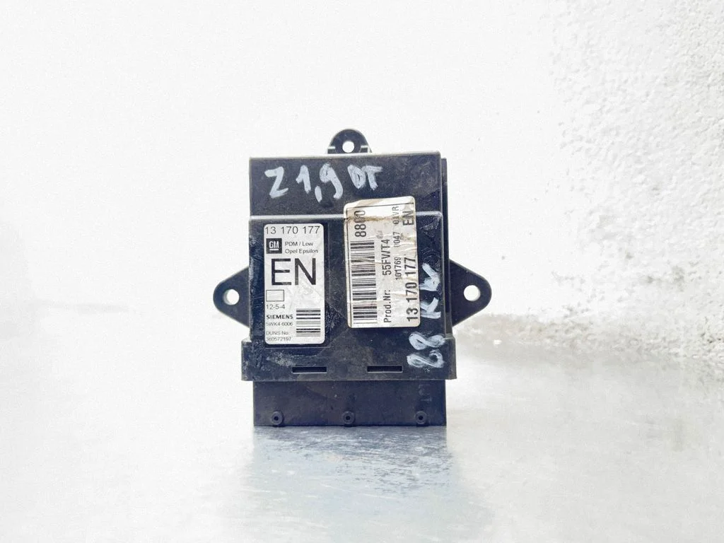 Durų elektronikos valdymo blokas
