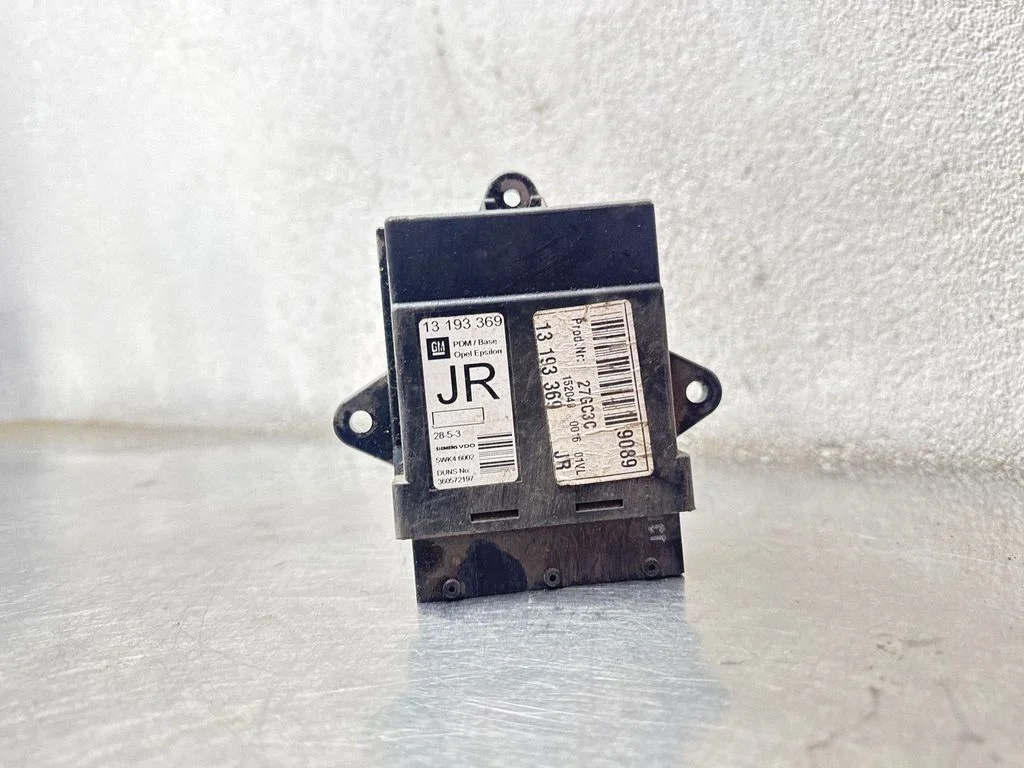 Durvju elektronikas vadības bloks – Opel Signum (2003-2008)