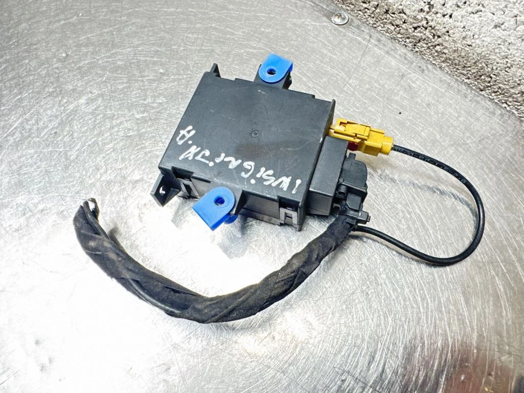 Other control units/modules 812350