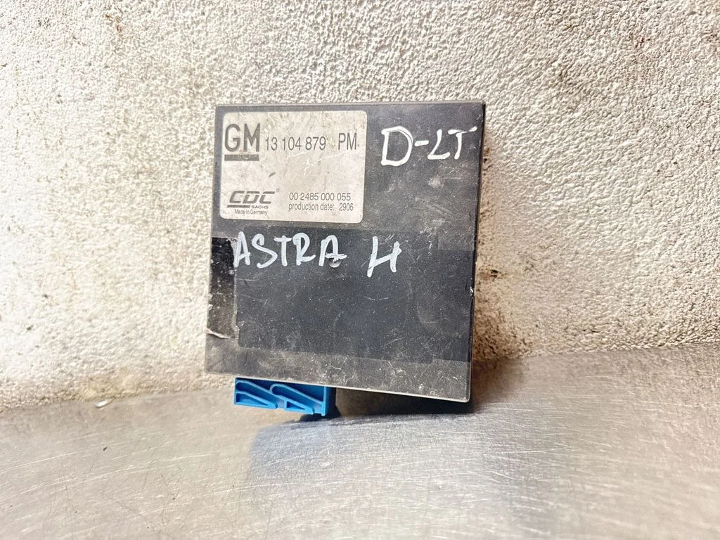 Other control units/modules 13104879