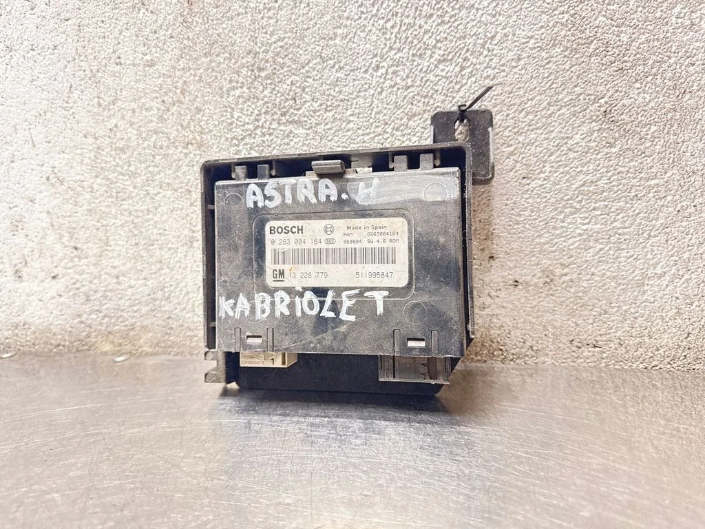 Parkimisandurite (PDC) juhtplokk 13228779