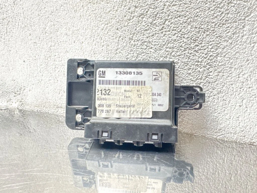 Parking PDC control unit/module – Opel Insignia A (2008-2017)