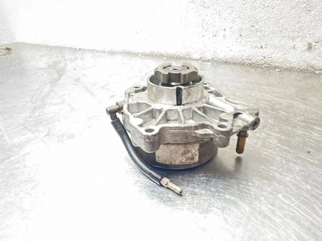 Vacuum pump
