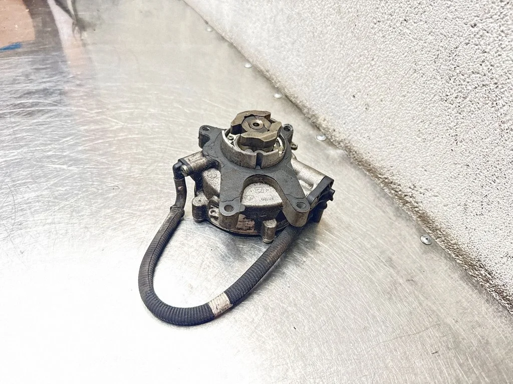 Vaakumpump 55581351