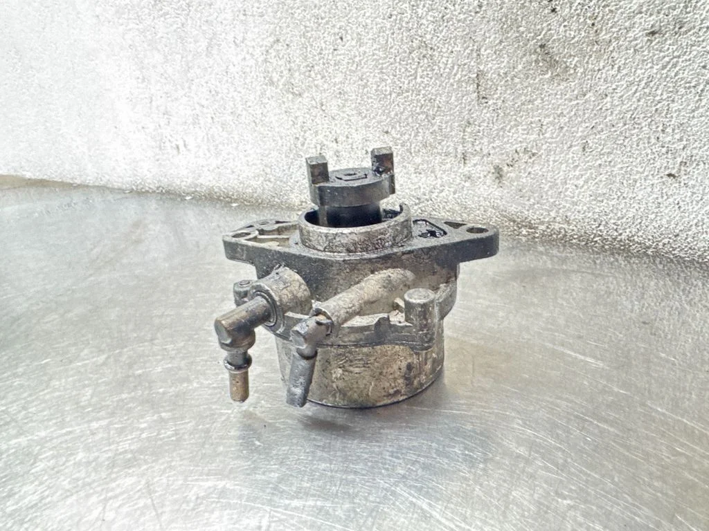 Vacuum pump