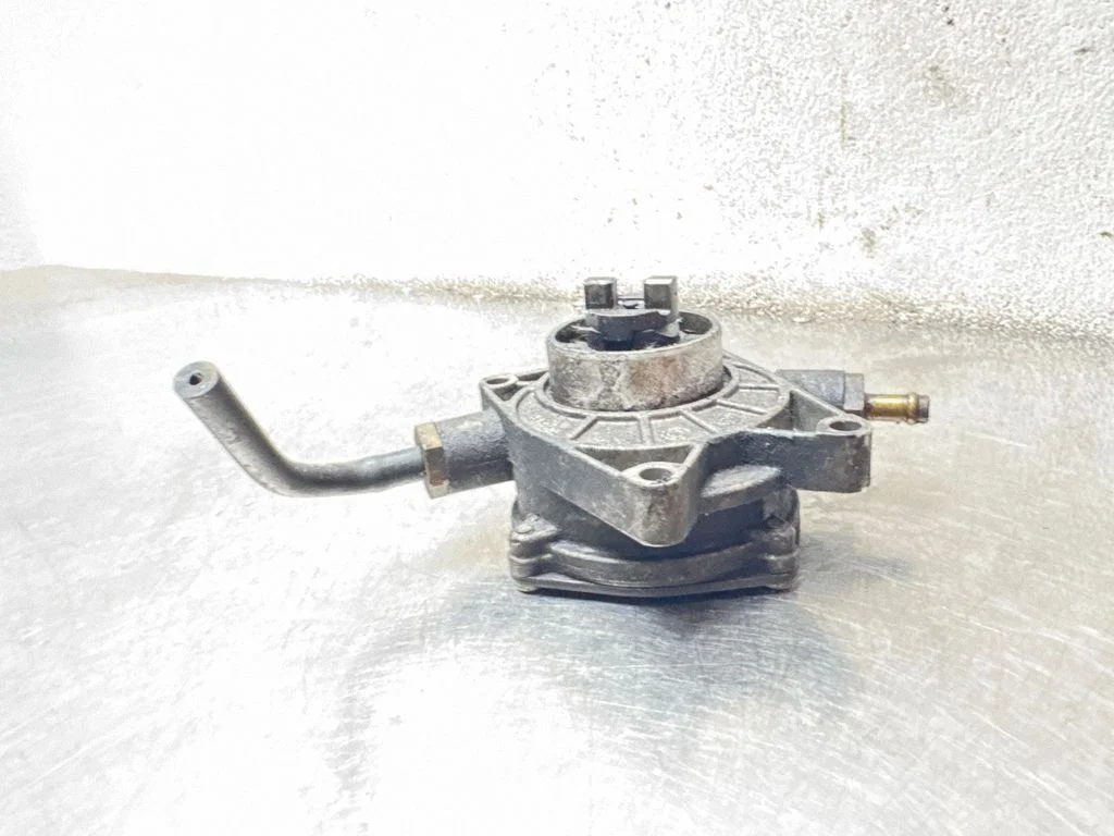 Vacuum pump 9140307520