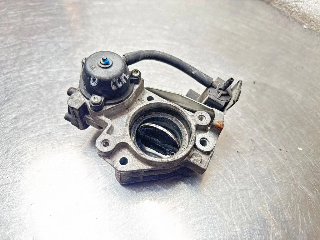 Throttle valve – Opel Corsa C (2000-2006)
