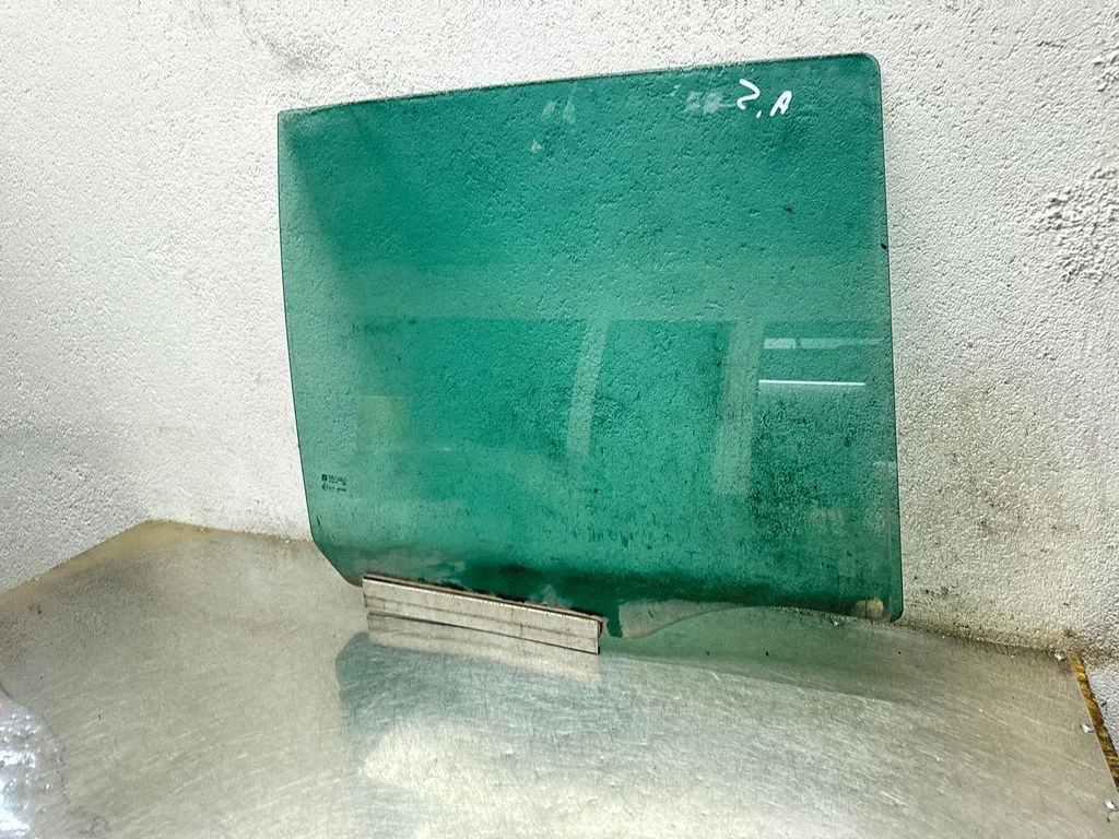 Rear door window glass – Opel Zafira A (1999-2005)