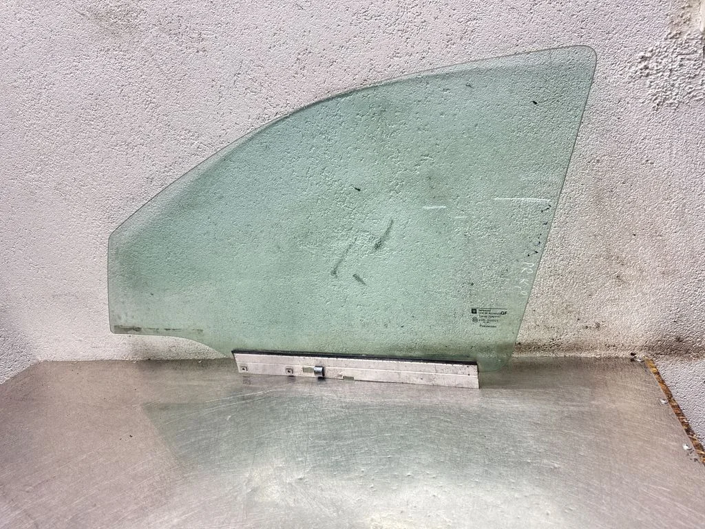 Front door window glass four-door DOT36AS2M129