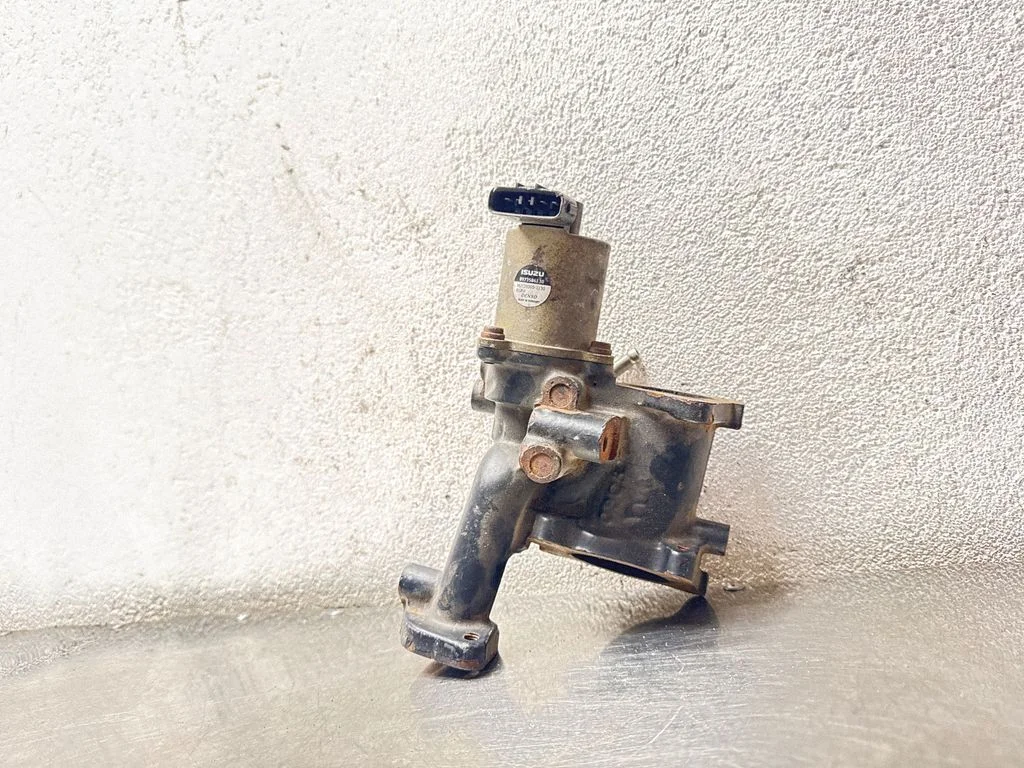 EGR valve 8973586130