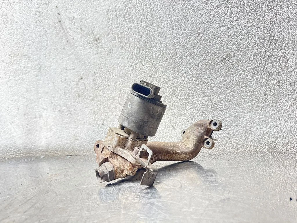 EGR valve 90412573