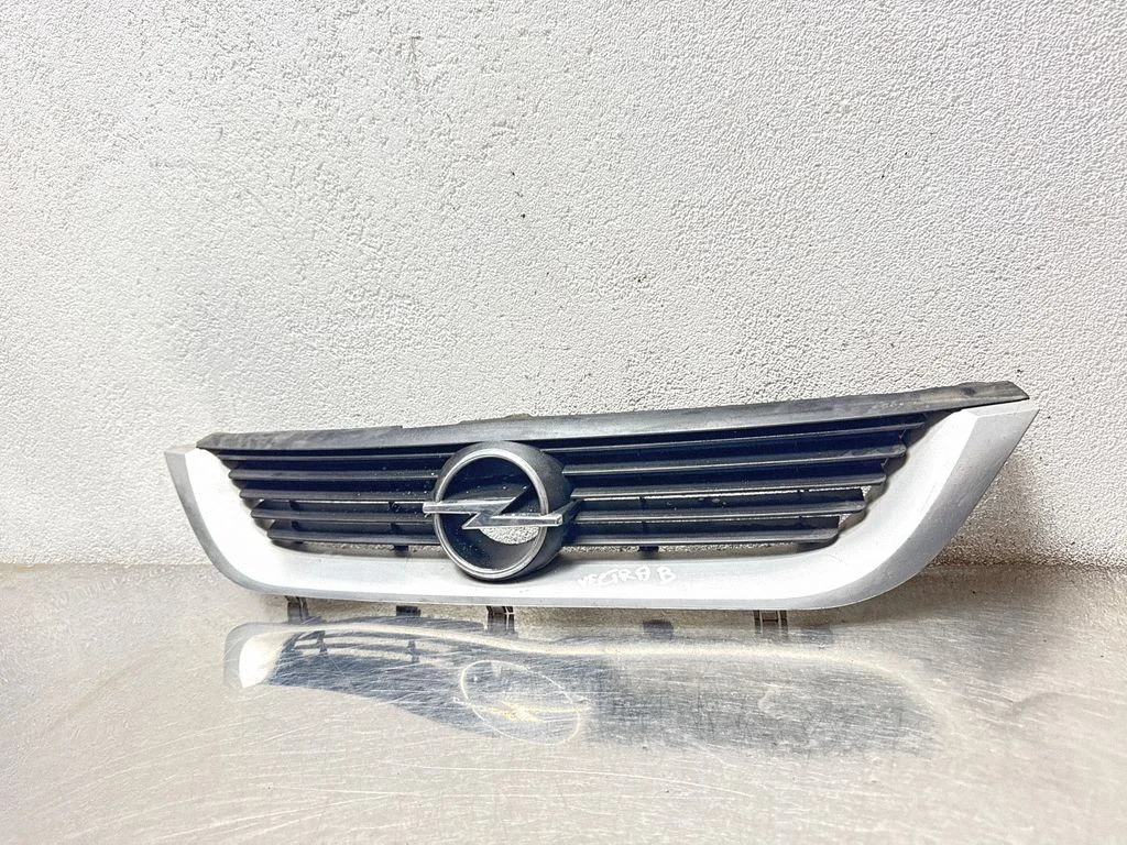 Front grill 90505722