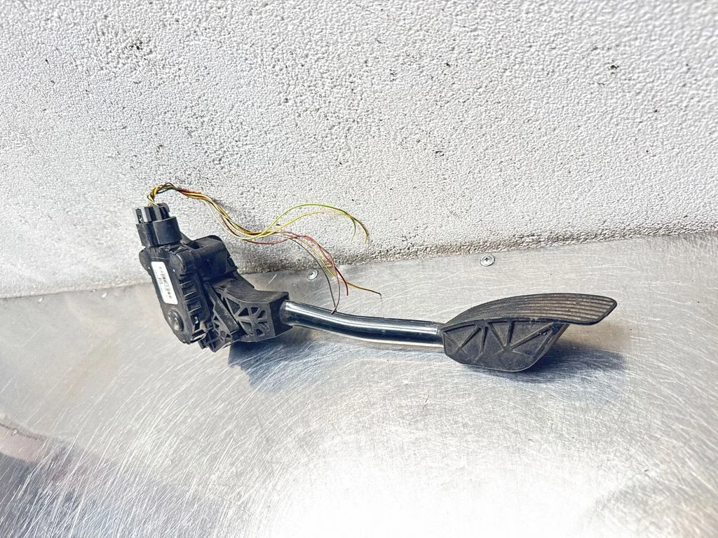 Gaasipedaal – Opel Meriva B (2010-2016)