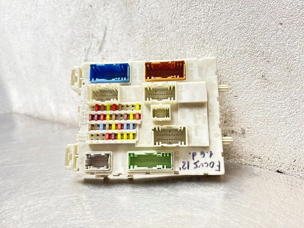 Drošinātāju bloks 97RI010012