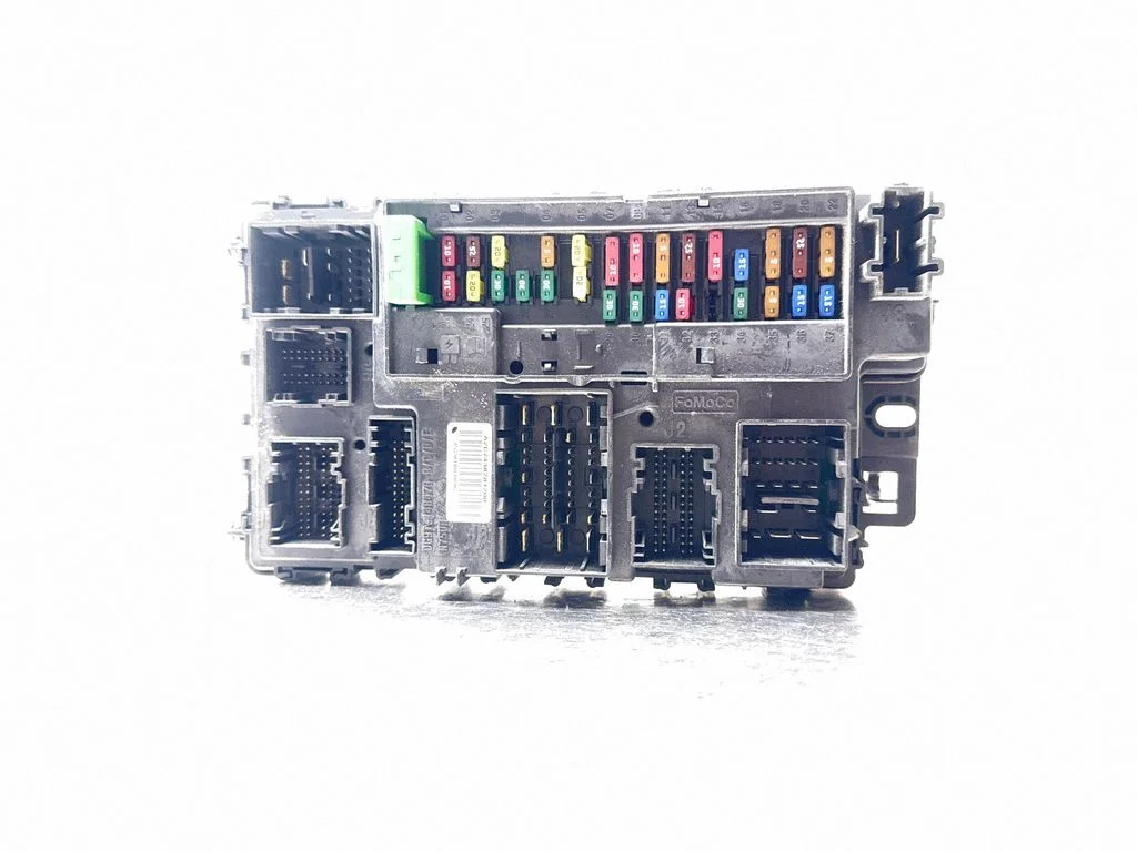 Fuse module FU5T15604 – Ford Edge II (2015-)