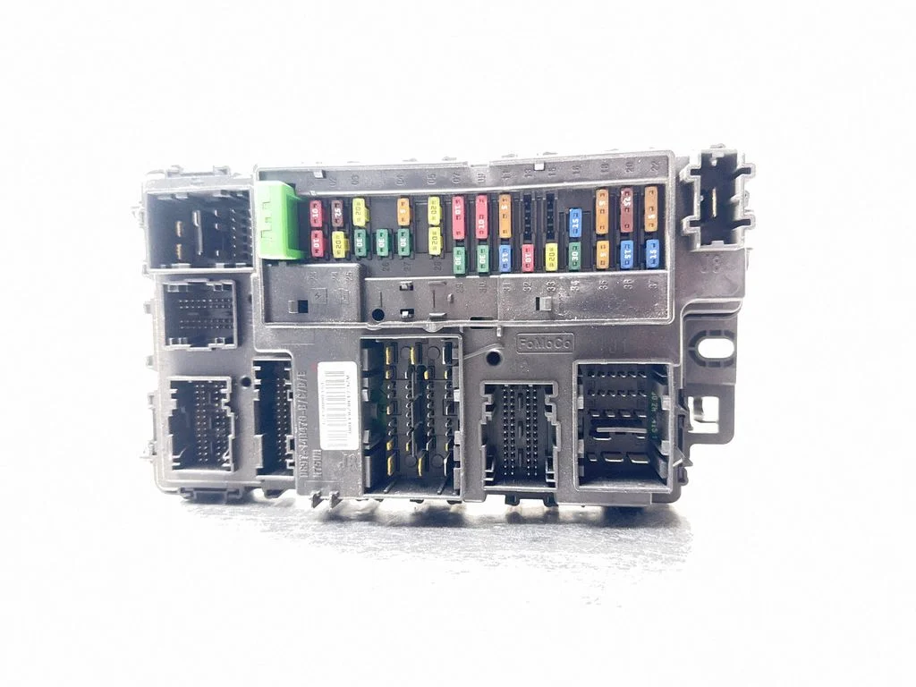 Fuse module FU5T15604 – Ford Edge II (2015-)