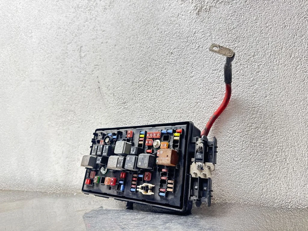 Drošinātāju bloks 13275881
