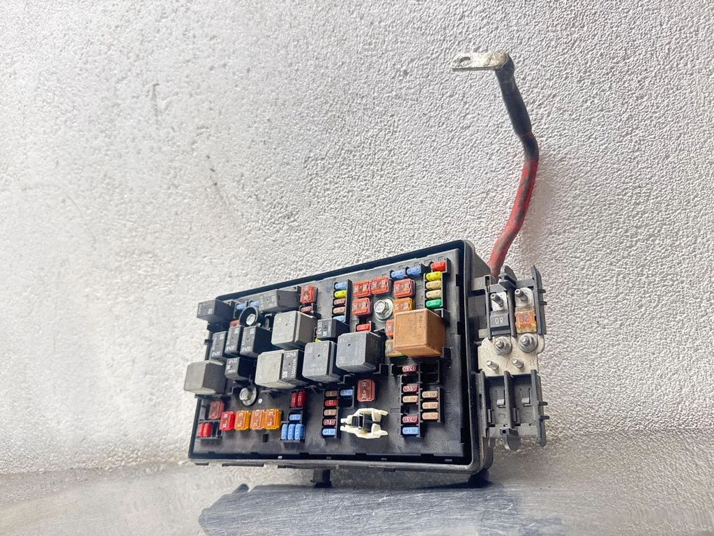 Drošinātāju bloks 13275884