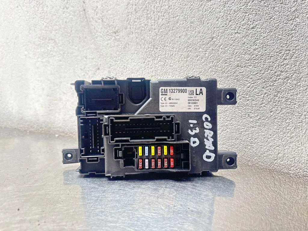 Drošinātāju bloks 13279900