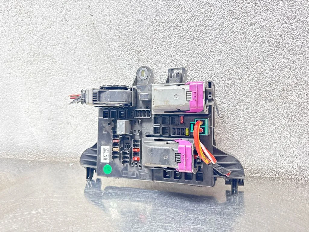 Drošinātāju bloks – Opel Insignia A (2008-2017)