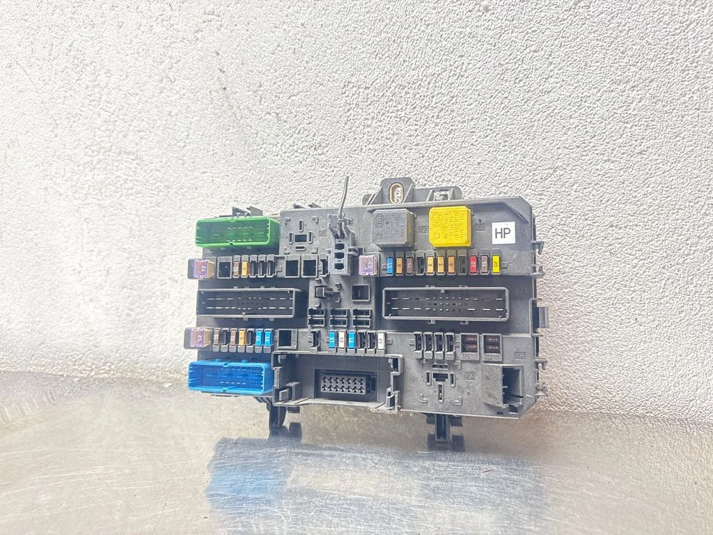 Drošinātāju bloks 13220830