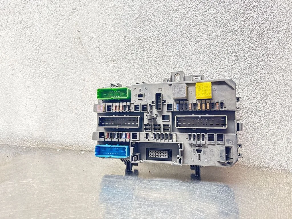 Drošinātāju bloks 13145017