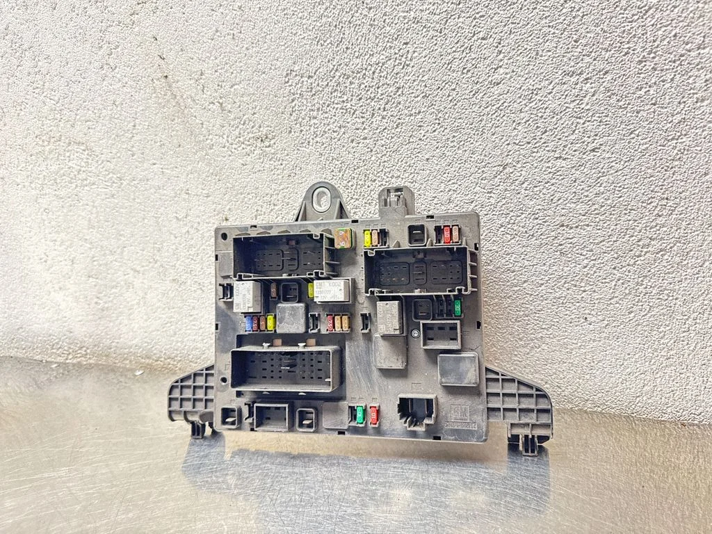 Fuse module 365927271