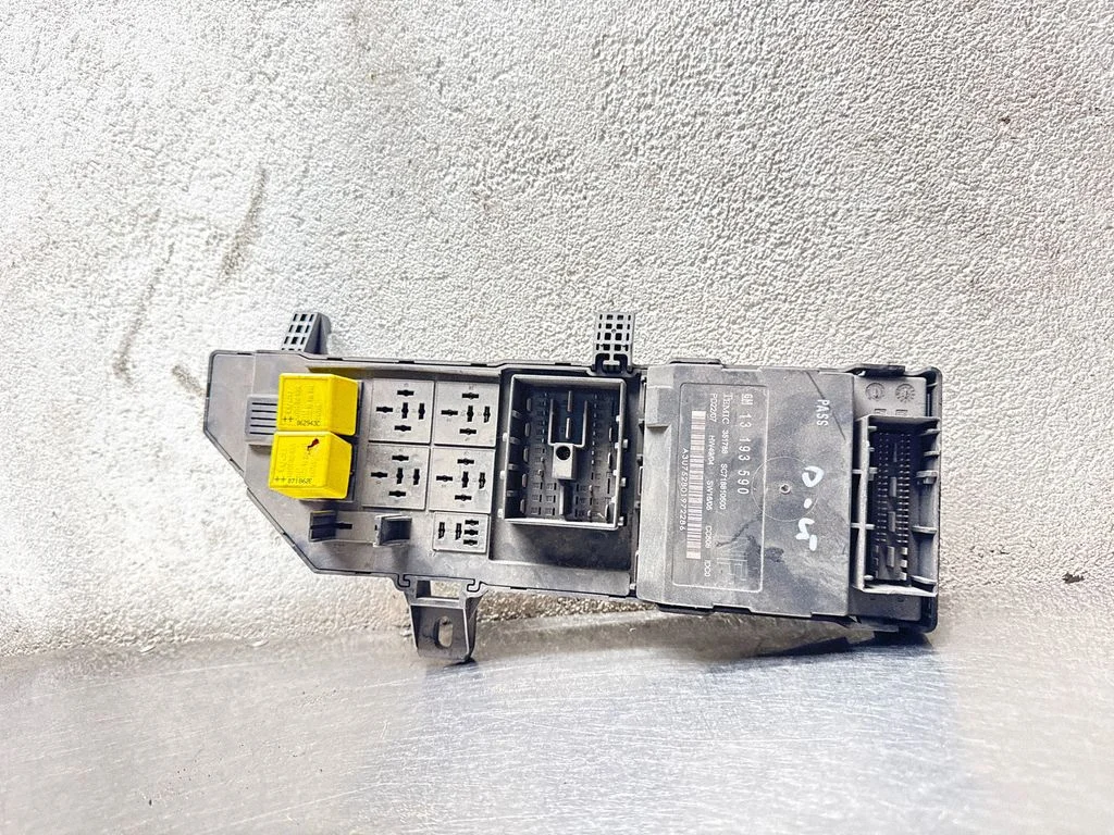 Comfort/convenience module – Opel Vectra C (2005-2009)