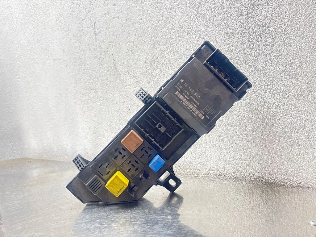 Comfort/convenience module – Opel Vectra B (1996-2002)