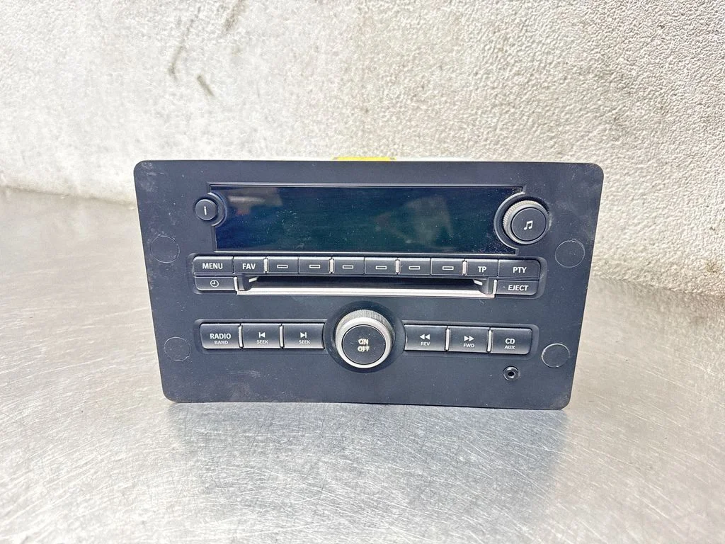 Radija/ CD/DVD grotuvas/ navigacija