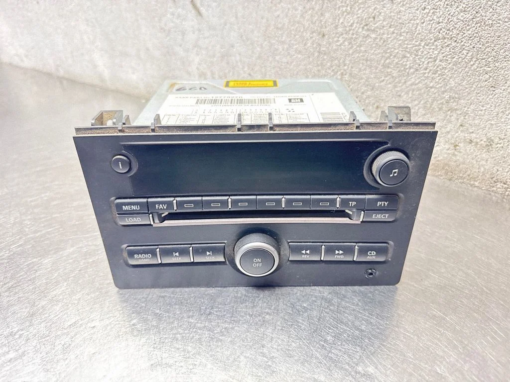 Radio/CD/DVD/GPS head unit 12779270