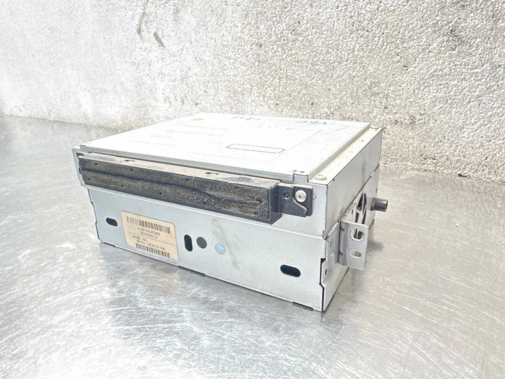 Radija/ CD/DVD grotuvas/ navigacija
