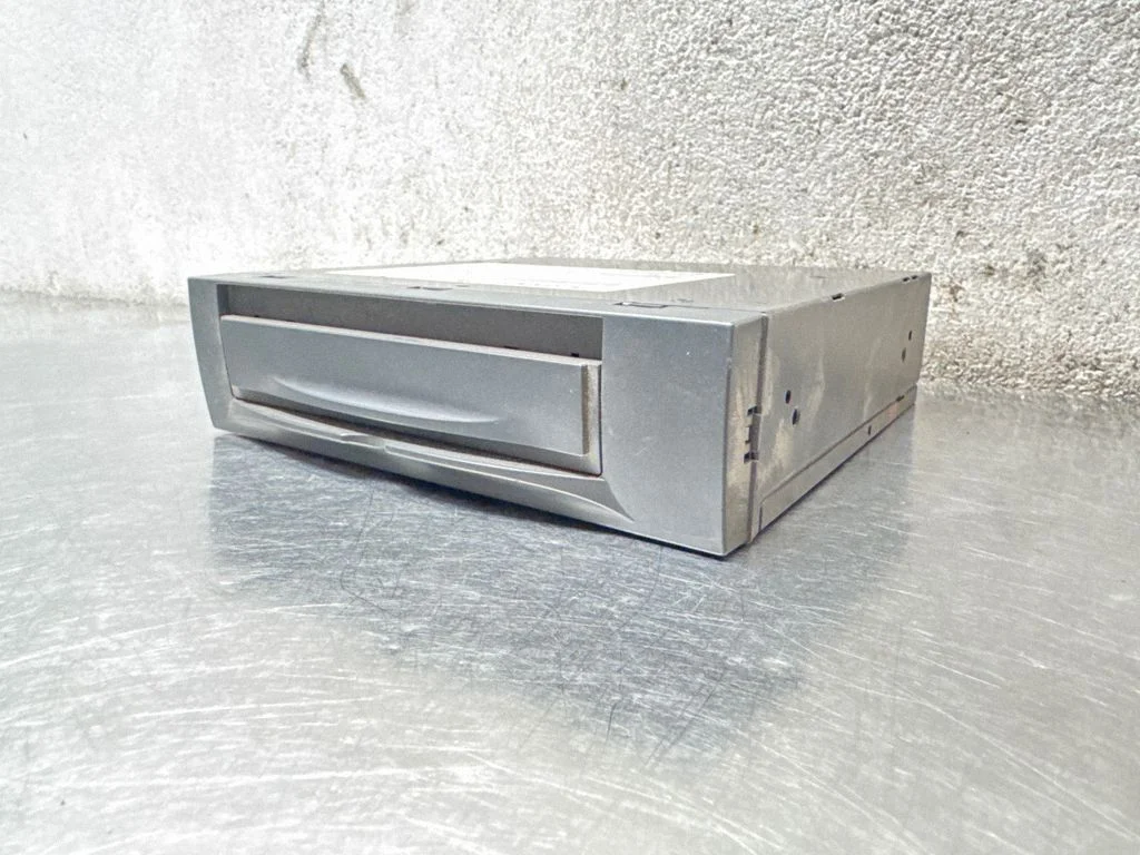 Radio/CD/DVD atskaņotājs/navigācija 30679455
